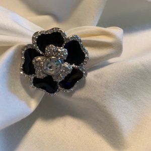Lia Sophia Blooming Flower Ring